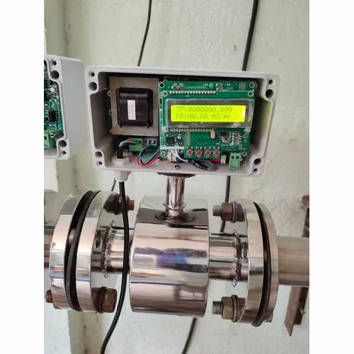SS Electromagnetic Flow Meter - Durable Stainless Steel, 220V - 250V Electric Power Supply | Digital Display for Accurate Measurement of Corrosive and Abrasive Fluids
