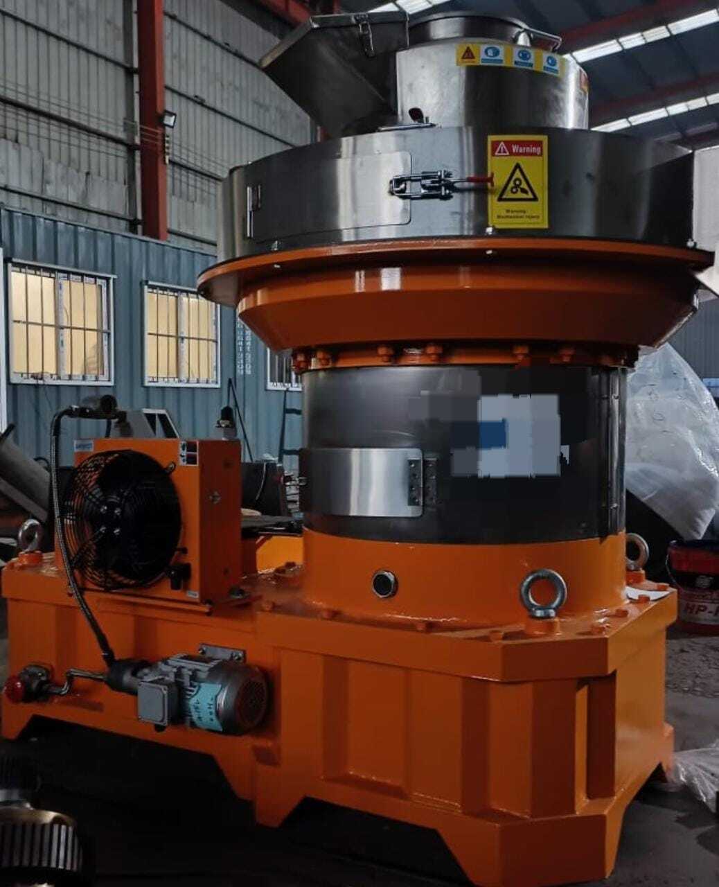 Ring Die Pellet Mill 1000 Kg Hour - Color: Yellow
