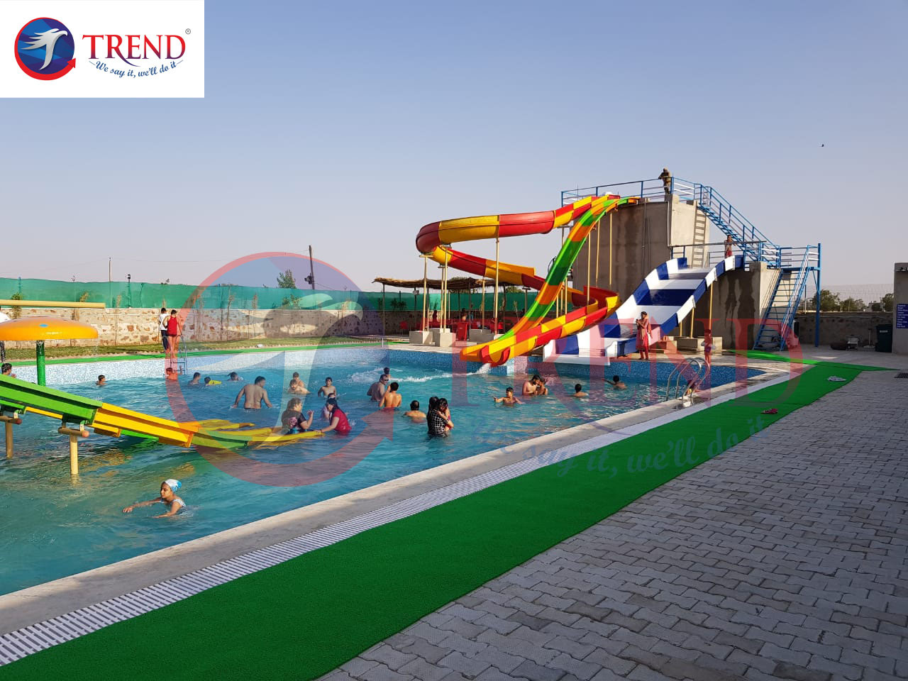 Water Park Combination Slide - Maximum Speed: 9000 Rpm