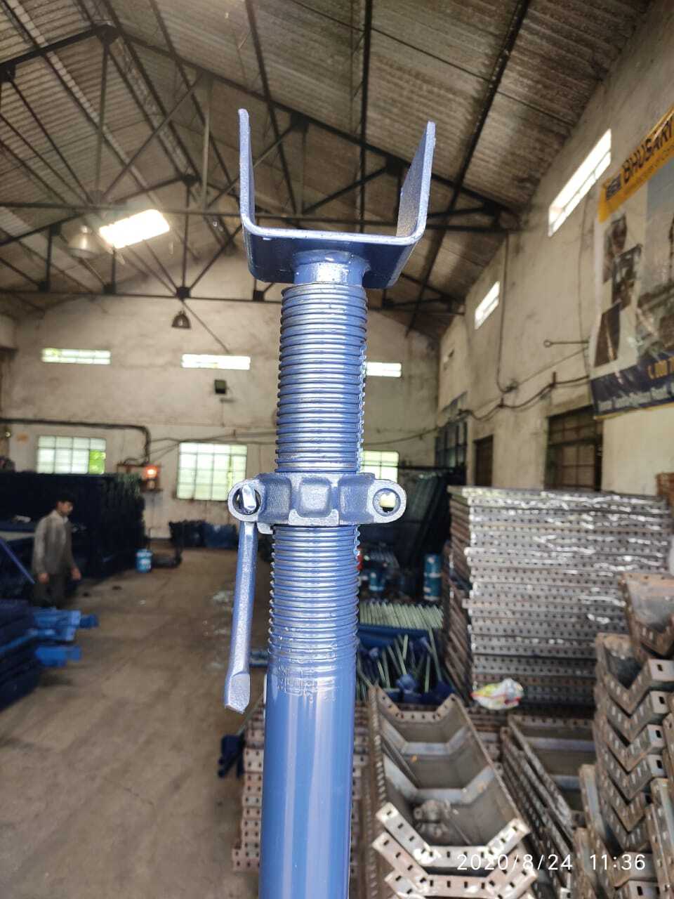 Prop Sleeve With Handle Nut