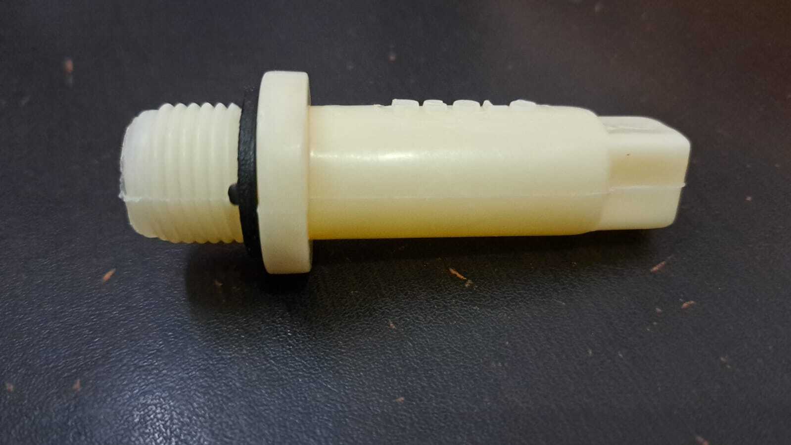 Pvc Plug - Color: White