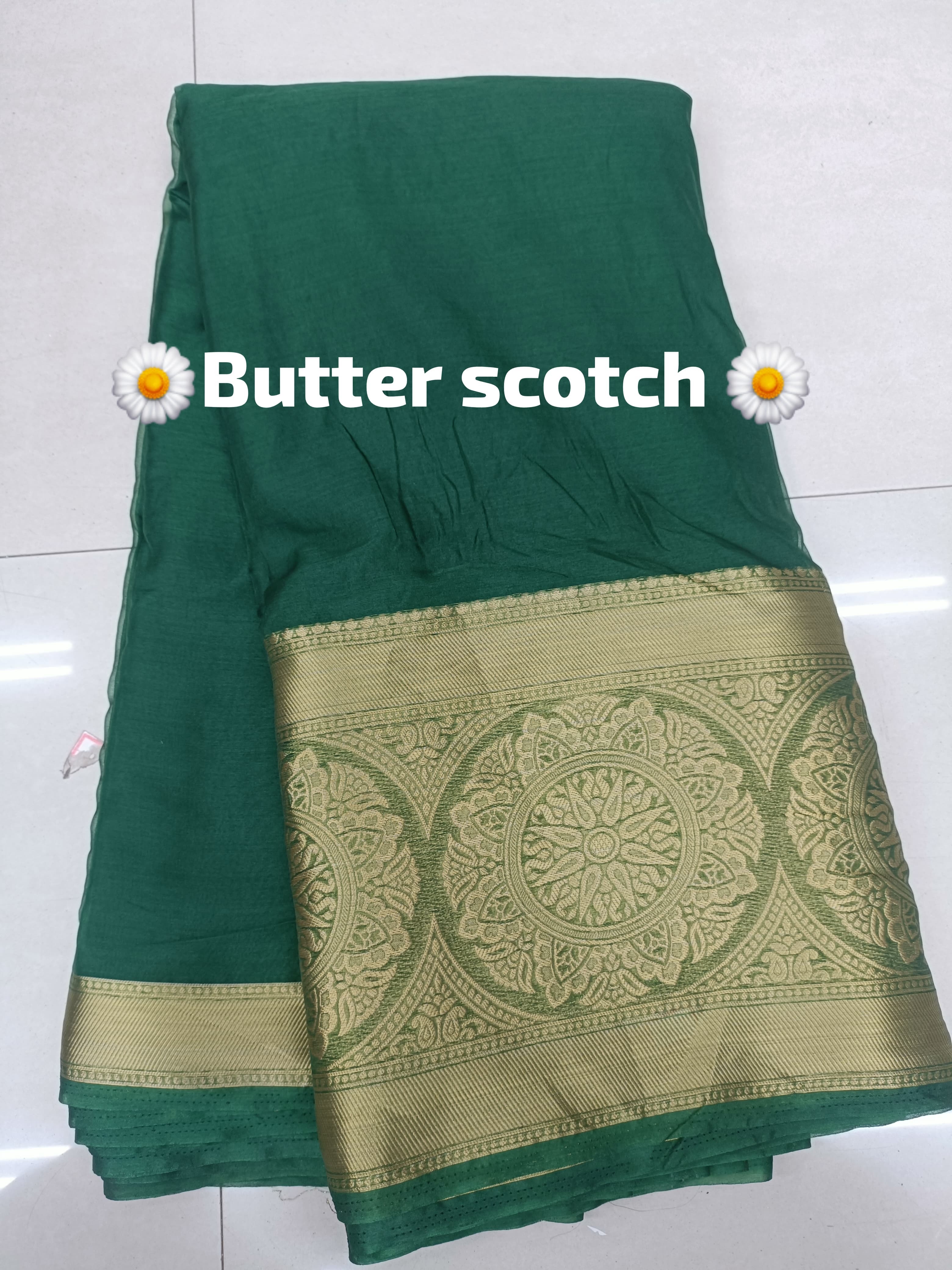 Organza Border Fabric - Attributes: Shinny