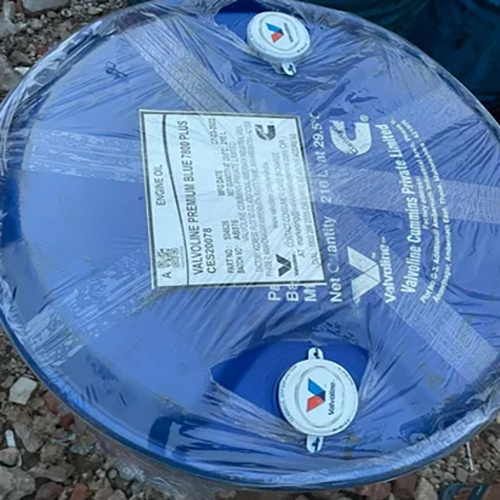 Valvoline Premium Blue 7800 Plus एक उच्च गुणवत्ता वाला तेल है जो उत्तम सुरक्षा और प्रदर्शन प्रदान करता है। यह प्रत्येक चलने वाले हिस्से को सुचारु रूप से कार्य करने में मदद करता है और इंजन के जीवनकाल को बढ़ाता है।