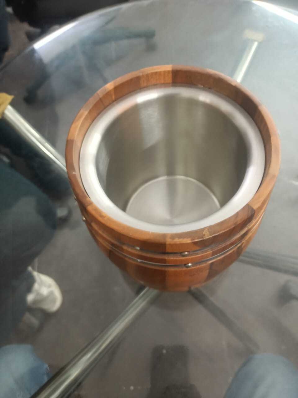 Wooden Ice Bucket - Capacity: 1.5 Liter/day