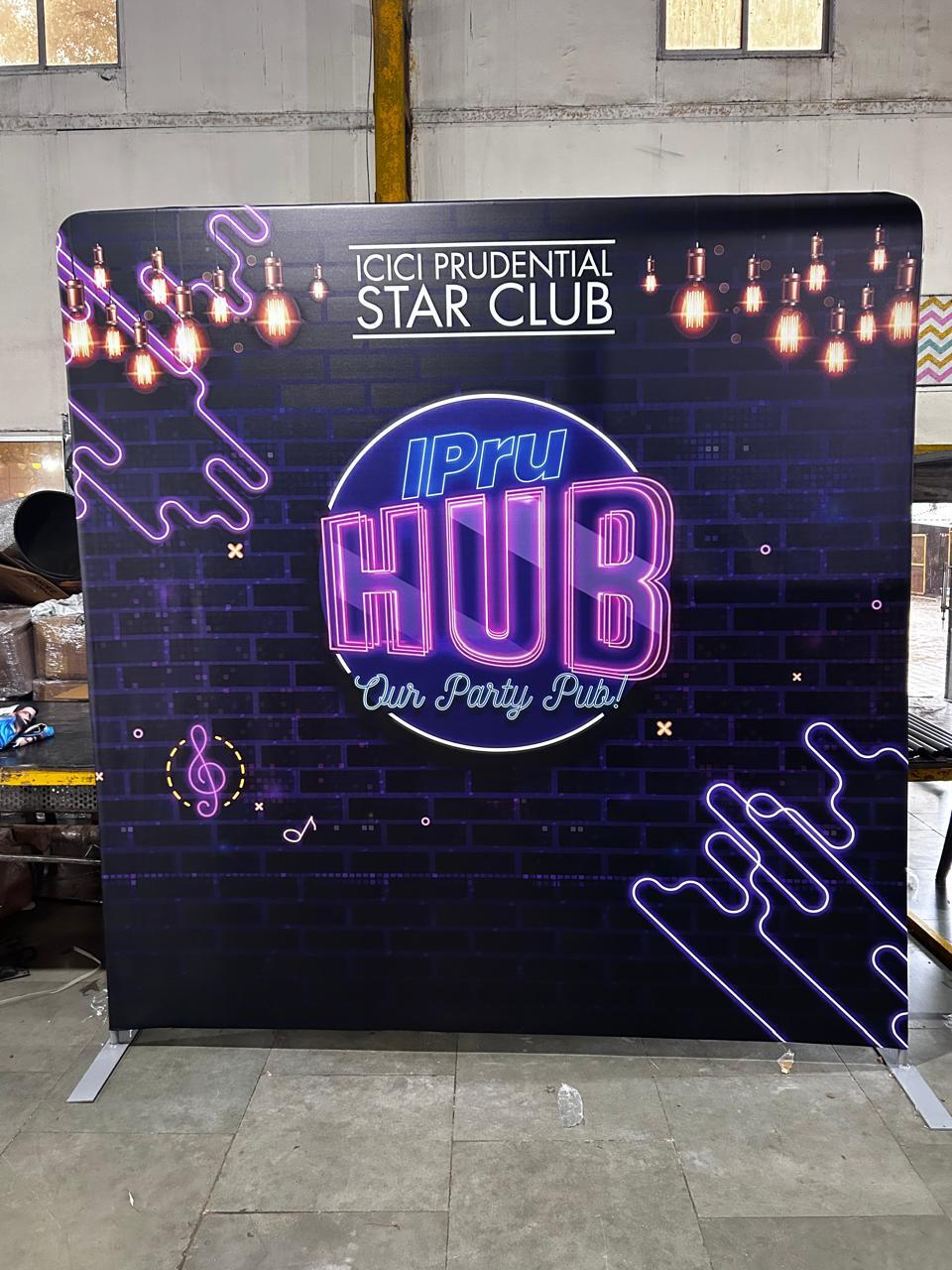 Portable Backdrop Stand - Color: Black
