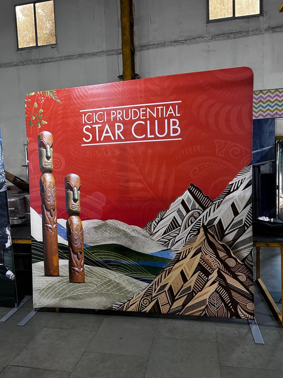 Portable Backdrop Stand - Color: Black