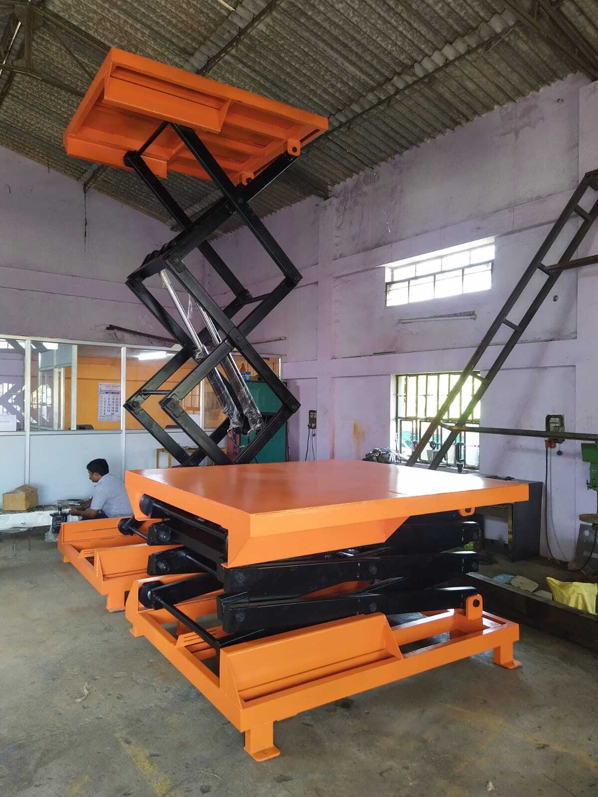 2 Ton Hydraulic Scissor Lift