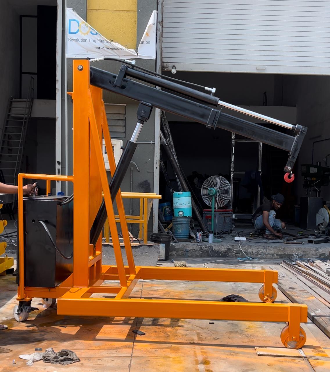 Ve(hbecbfc)028 Battery Electric Counter Floor Crane - Color: Yellow Paint Coated
