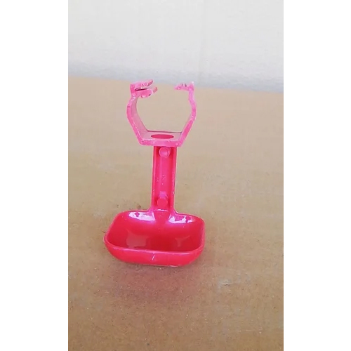 Poultry Drip Cup - High-Quality Plastic, 3x3x6 Inches , Vibrant Red Color, Easy to Use, 30 Grams Weight