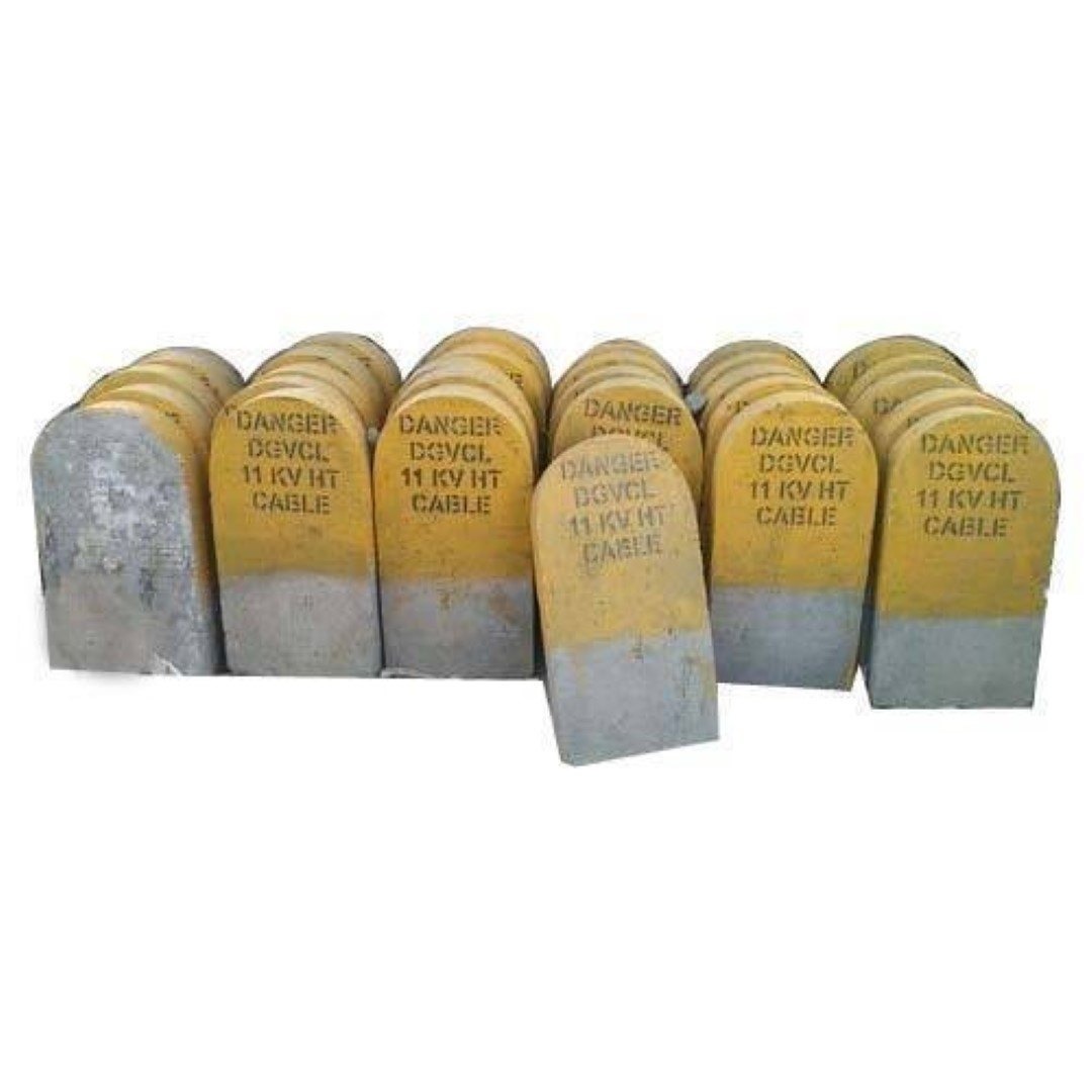 Rcc Route Marker - Cement Material, 3x10 Inches, White Color | Manual Method, High Compressive Strength, Durable For Outdoor Use