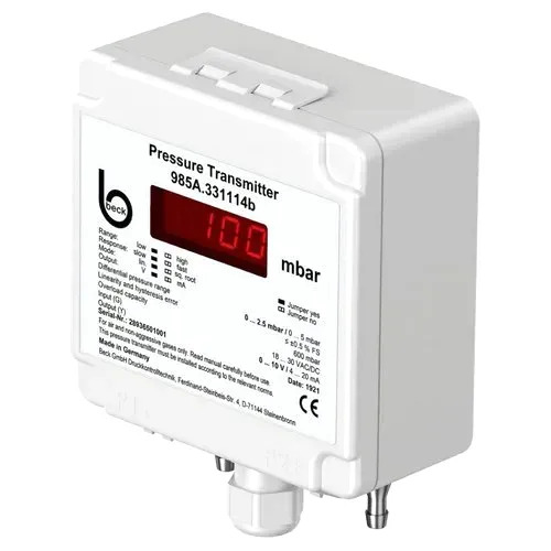 Pressure Transmitter - Plastic Material, 220v Voltage, Digital Display 50hz | Electric Power Source, Industrial Usage, Ip53 Rated