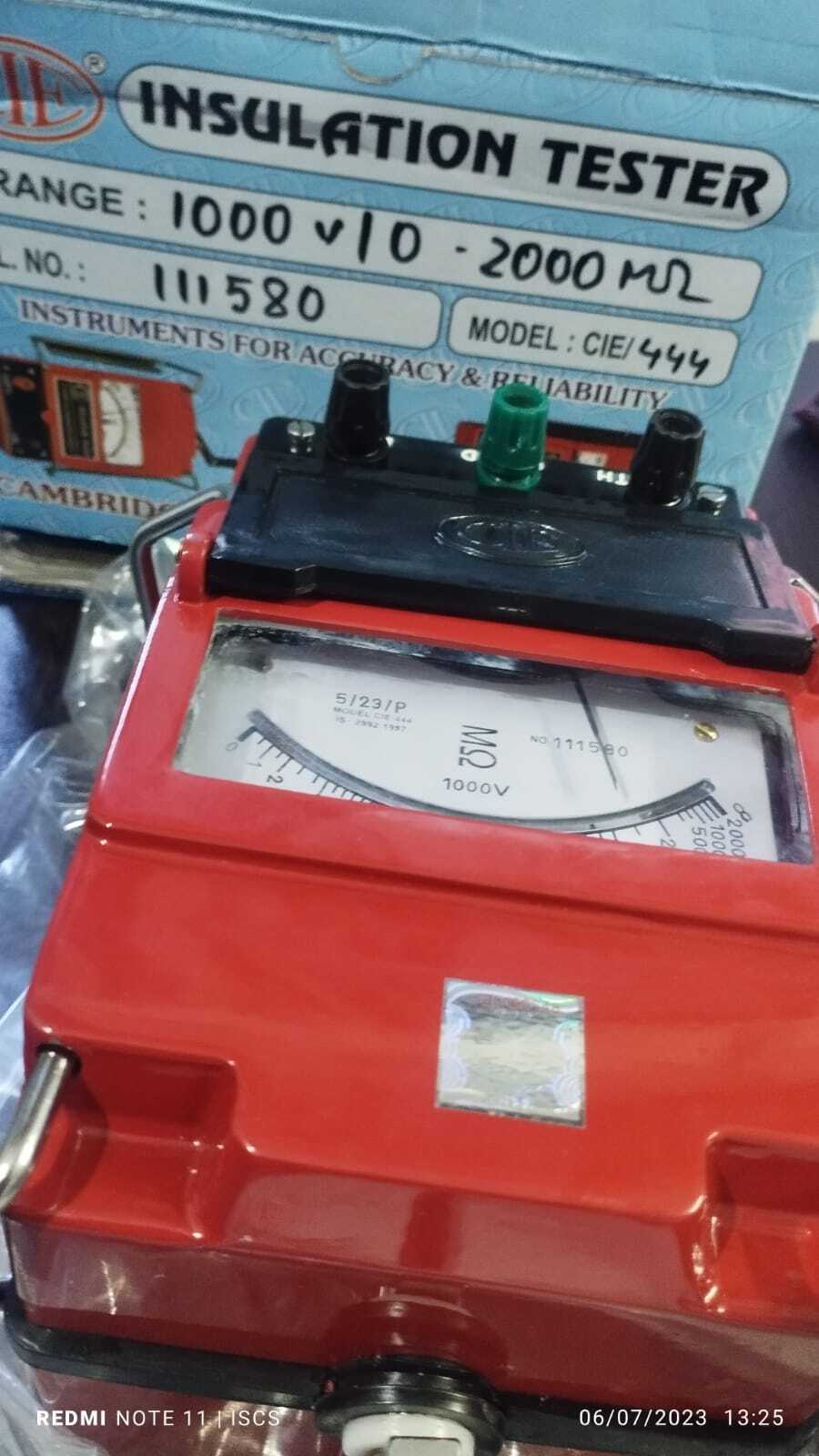 Analog Insulation Tester - High Precision Measurement Tool | Durable Design, Easy-to-read Scale, Versatile Testing Range