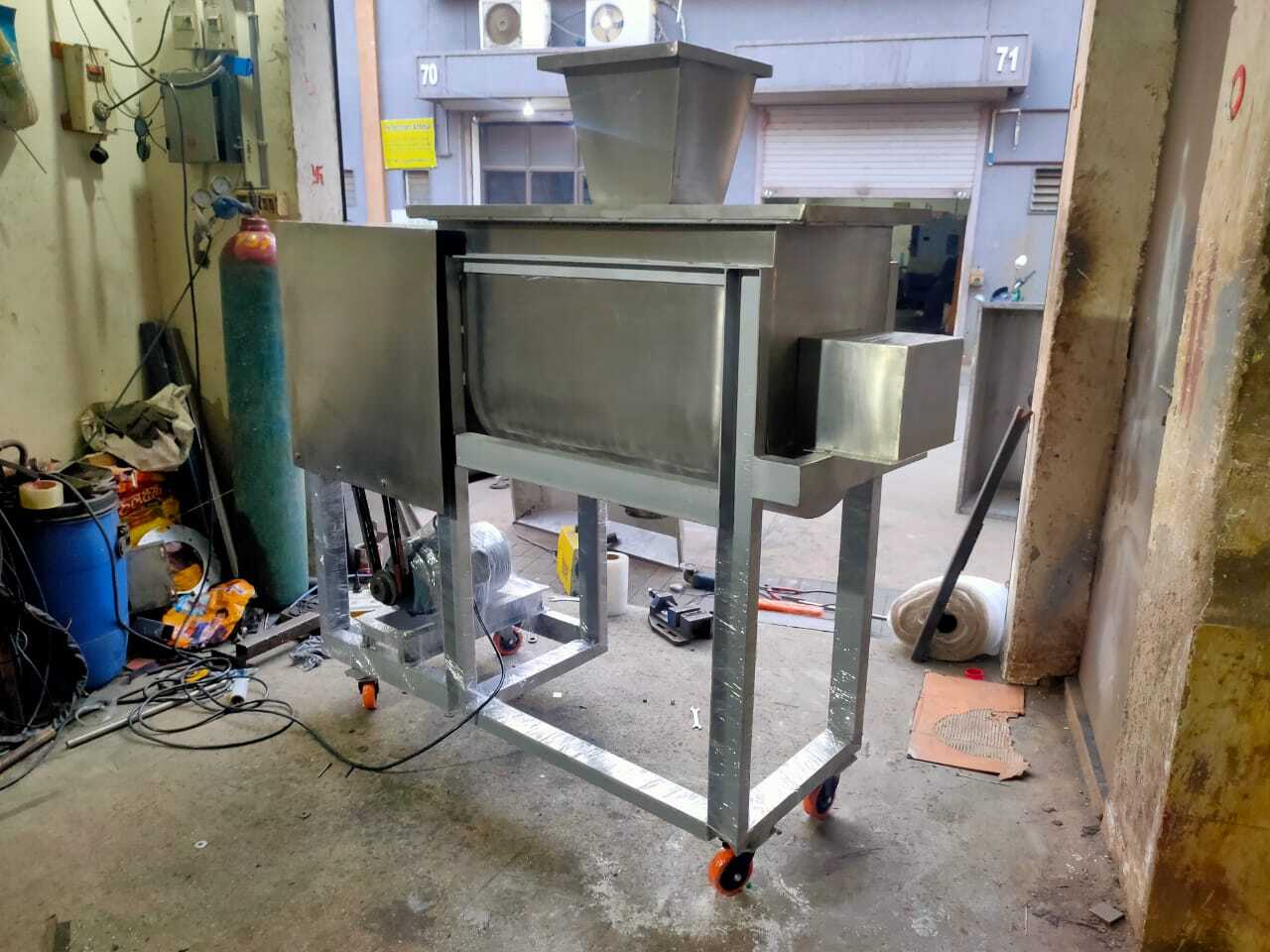 Peanut Butter Manufacturing Plant - Stainless Steel, 2000 Kg, 415v | Eco Friendly, Low Noise, Lower Energy Consumption, Compact Structure, High Efficiency, Automatic Operation