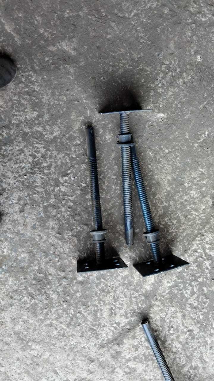Base Plates - Carbon Steel, 8x8 Inches, 2 Inch Diameter Tubes, 5 Mm Thick, 6 Inch Height, Black Paint Coating, Welded Design