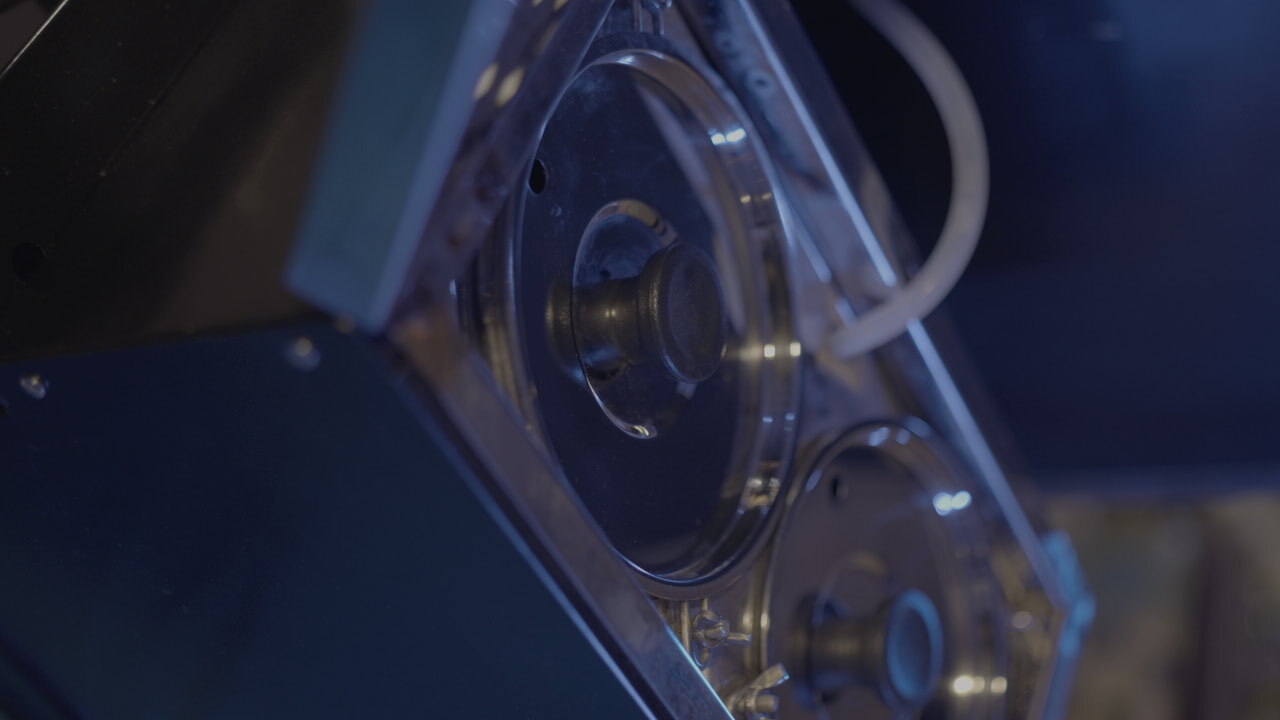 Coffee Vending Machine - Touchscreen - Automatic Grade: Automatic