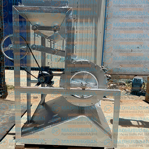 Magnet Separator Machine - Mild Steel, Semi-automatic Operation, Electric Drive 220-440 Volt | Efficient Magnetic Material Separation With Warranty