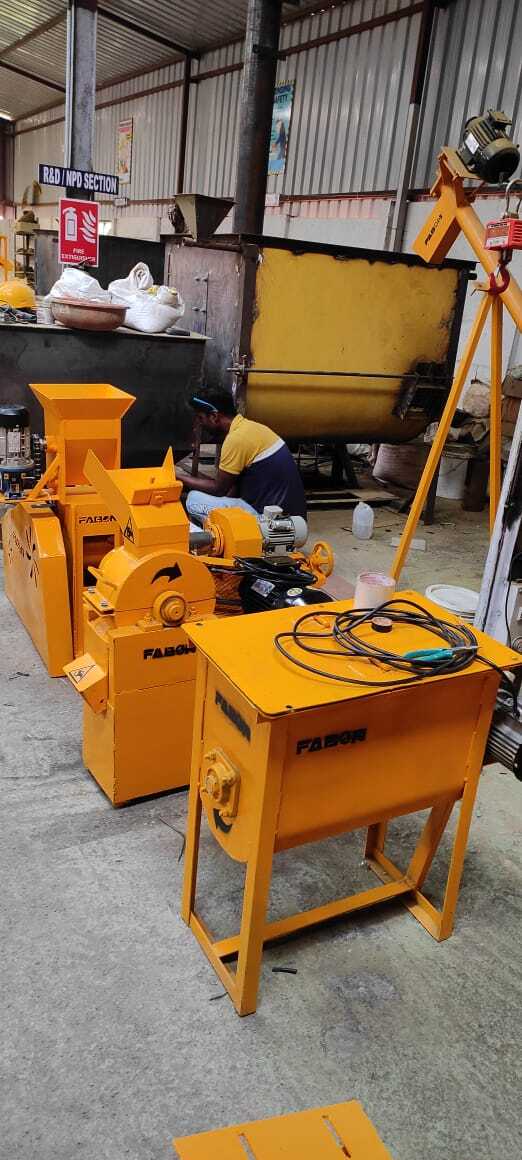 Fish Feed Machine - 75-100 Kg Hour Capacity | Automatic, Plc Control, Yellow, Free Stand, Warranty Included