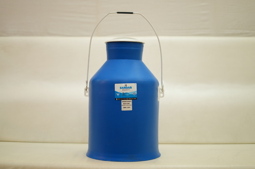 प्लास्टिक का दूध का कैन २५ लीटर