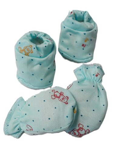 New Born Baby Mitten - Color: Multi Colour With Nursary Print