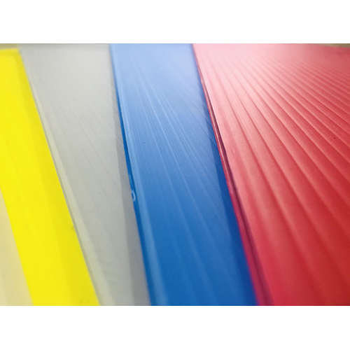 पीपी रंगीन तरंगित शीट
