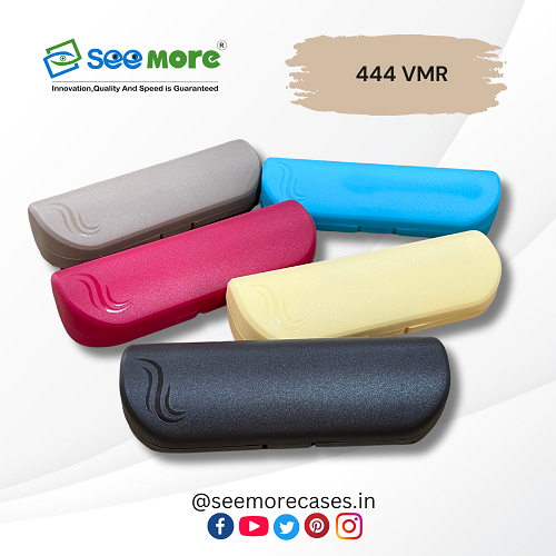 Hard Eyeglass Case - Polypropylene | Size: 168x59x40 Mm, Color: Black, Design: Plain, Use: Opticals, Sealing: Button Closure, Surface: Smooth