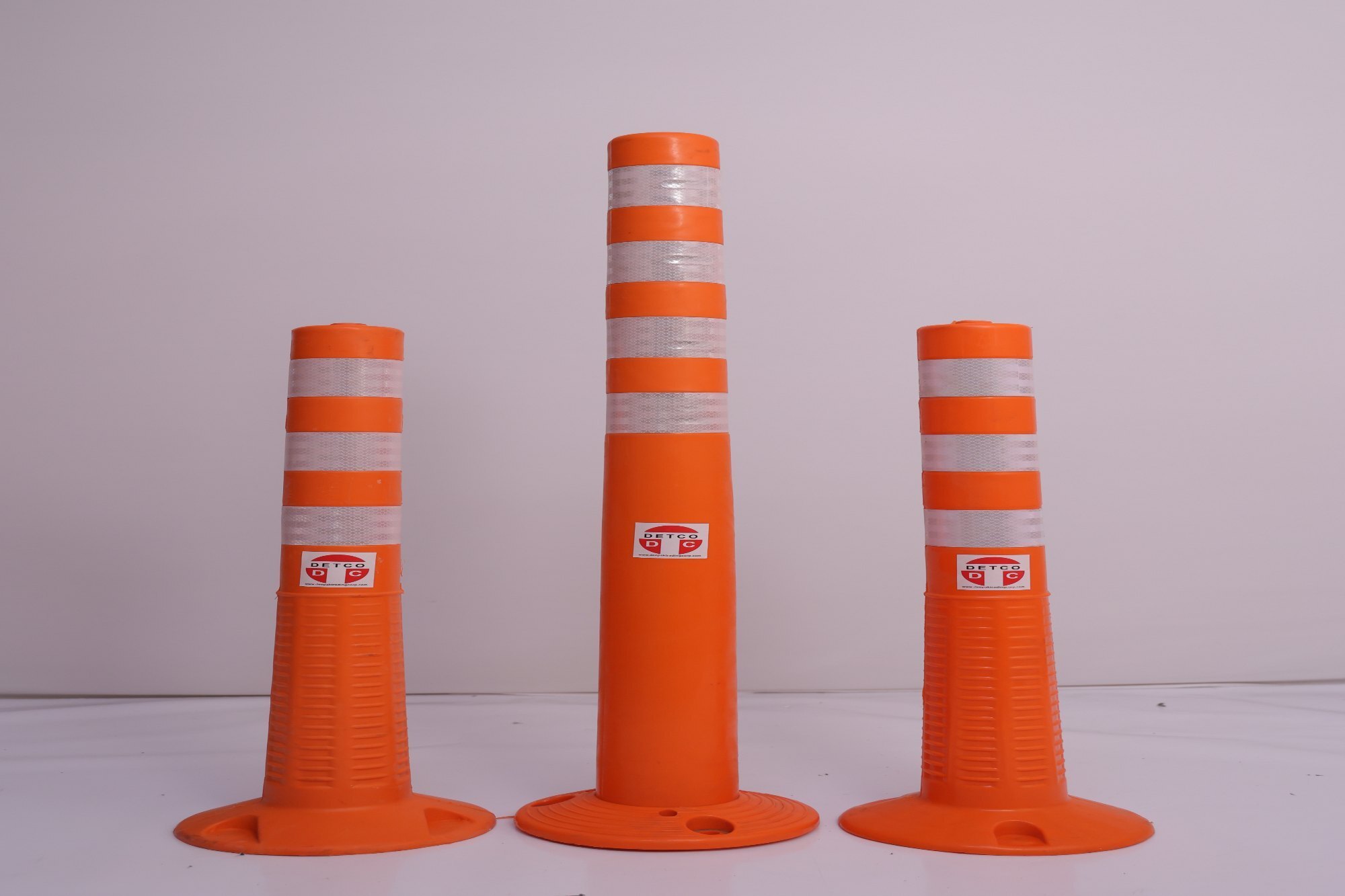 Pu Flexible Spring Post - Pu Material, Height 750 Mm, Orange Color | Durable, Weather Resistant, Easy To Install For Traffic Control