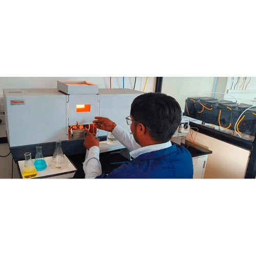 Water Analysis Services - Glass/plastic Standard Vial Sampling | Lightweight, Manual Testing For Water Quality, Pollution & Chemical Analysis