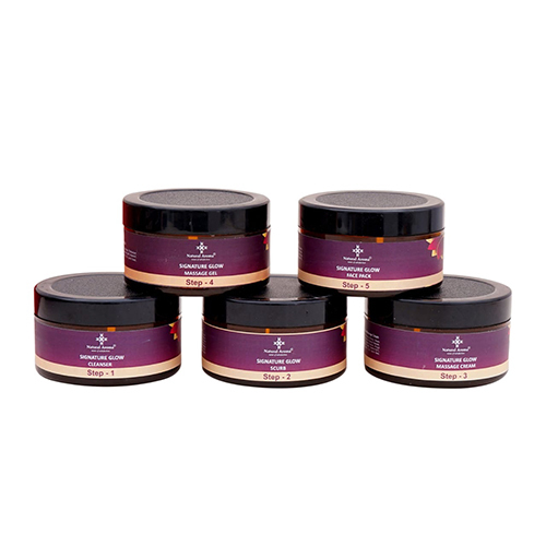 Signature Glow Facial Kit - Attributes: Smudge Proof