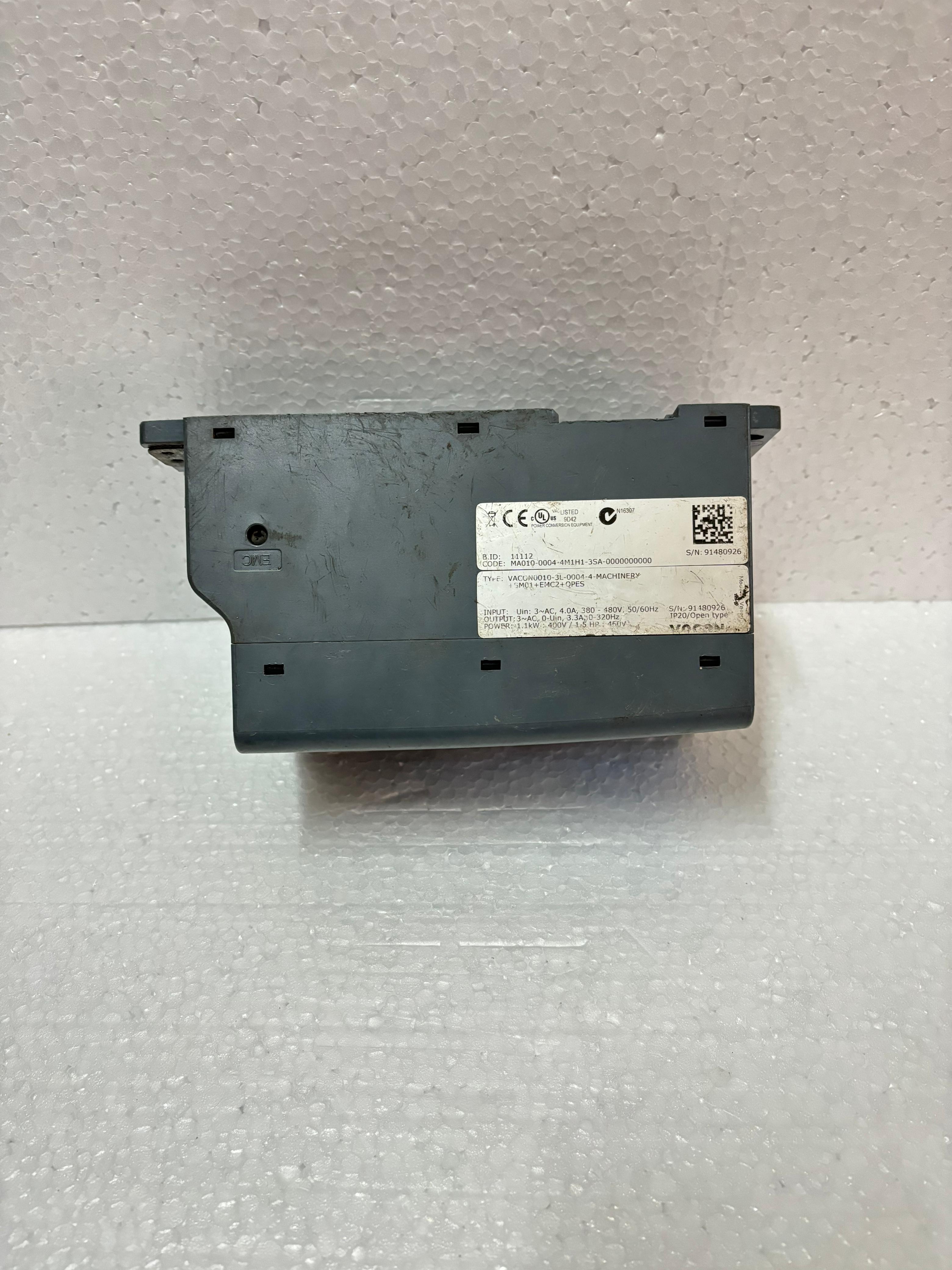 Vacon 0010-3l-0004-4-machinery - 3 Phase Ac Drive 1.5 Hp 380-480v | 0-320hz Frequency 2-6kg Weight