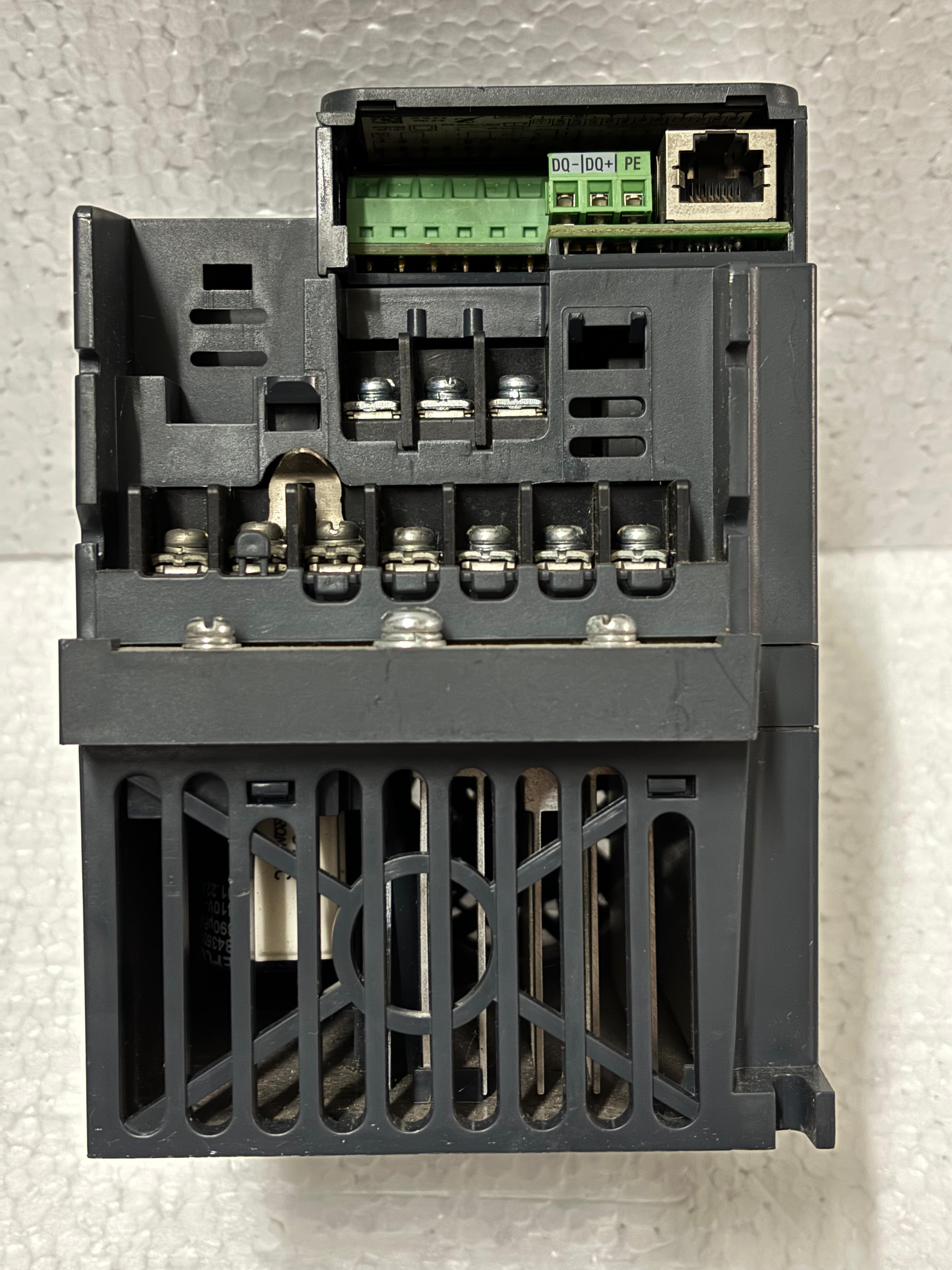 Schneider Altivar-320 Atv320u07n4c - 0.75kw-1hp, 380-480(ul) | Frequency: 50/60hz, Output Type: 2.3, Ie46 Efficiency Level, V3.5 Technology