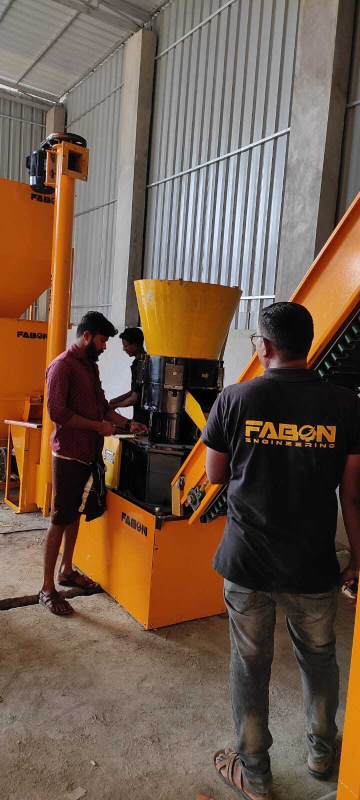 Automatic Fertilizer Pellet Plant 250 Kg Hour - Color: Yellow