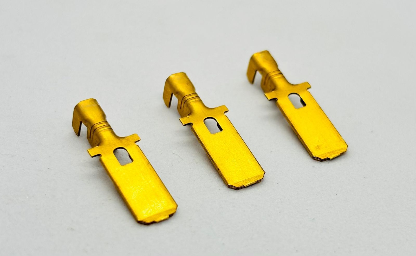 6.4 Male Without Lock Terminal