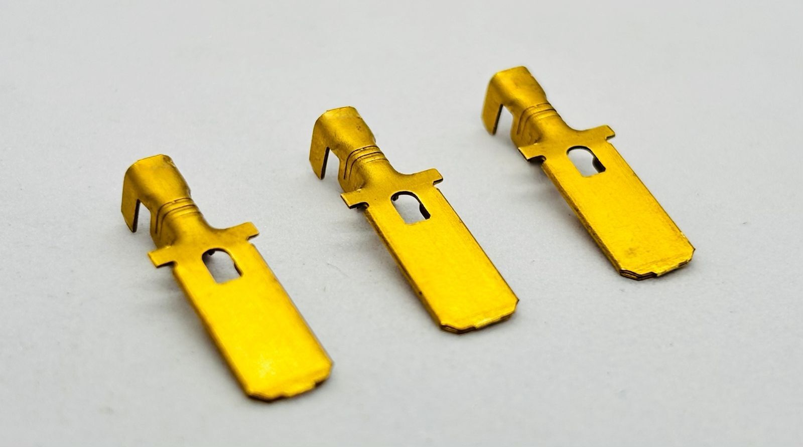 6.4 Male Without Lock Terminal