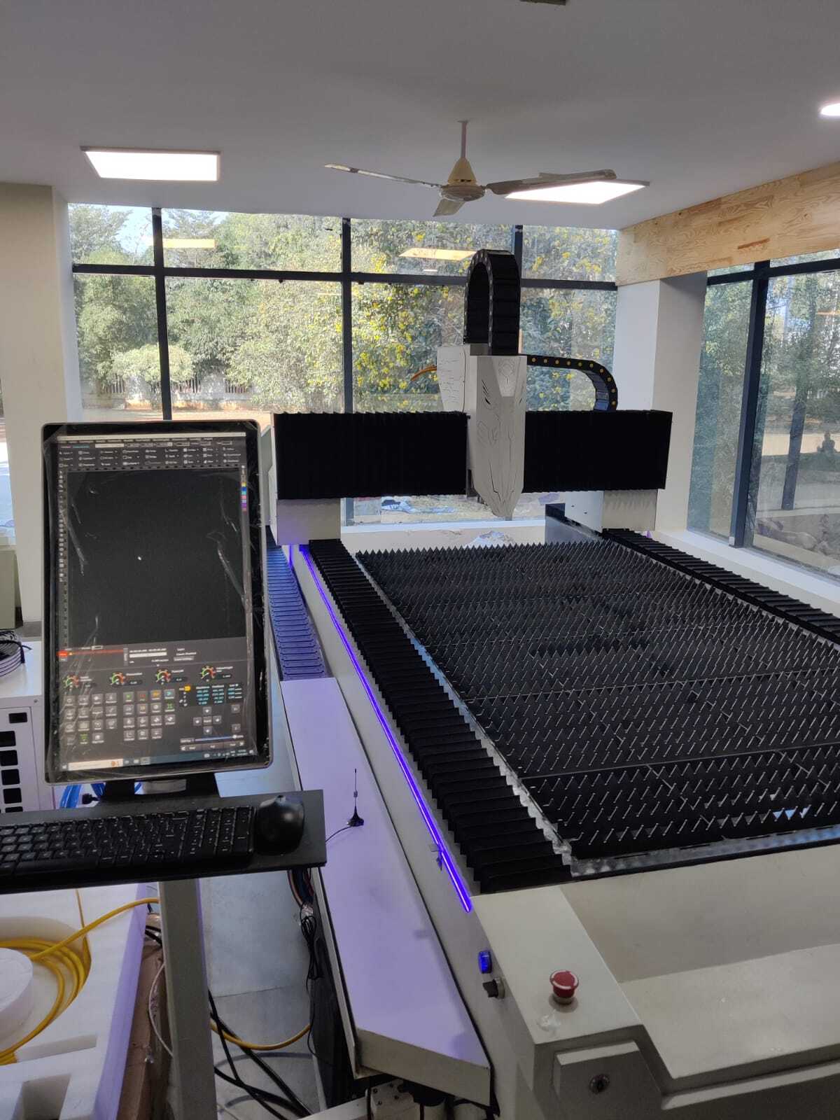 1000kwcnc Laser Metal Cutting Machine