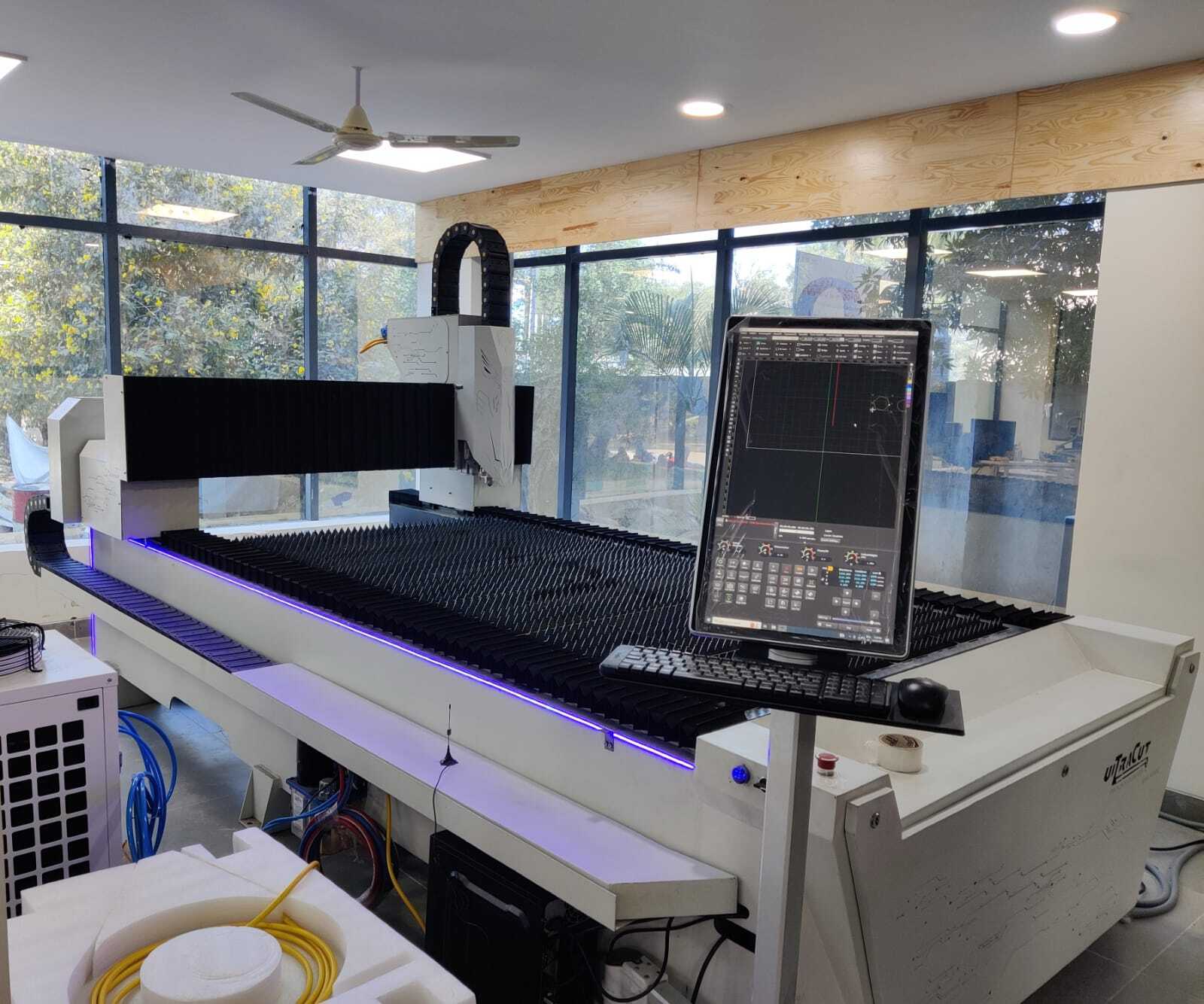 1000kwcnc Laser Metal Cutting Machine