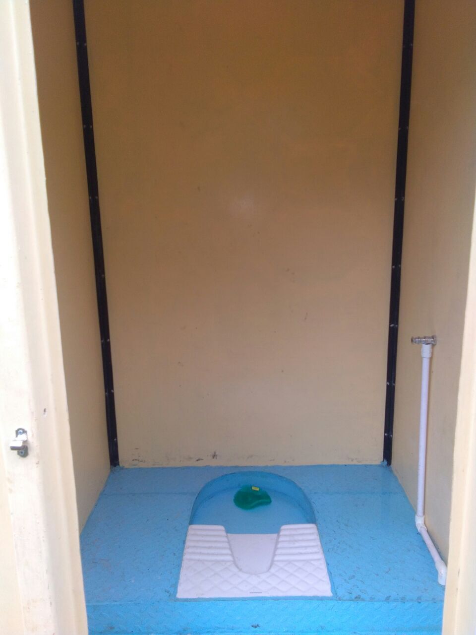 Grey Economical Waterless Urinals