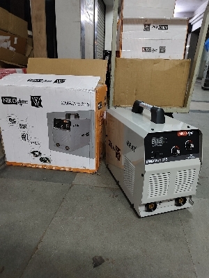 Niko Arc 315 1/2 Phase MCB Switch - 315 Amp , Fully Automatic Inverter with 60Hz Frequency