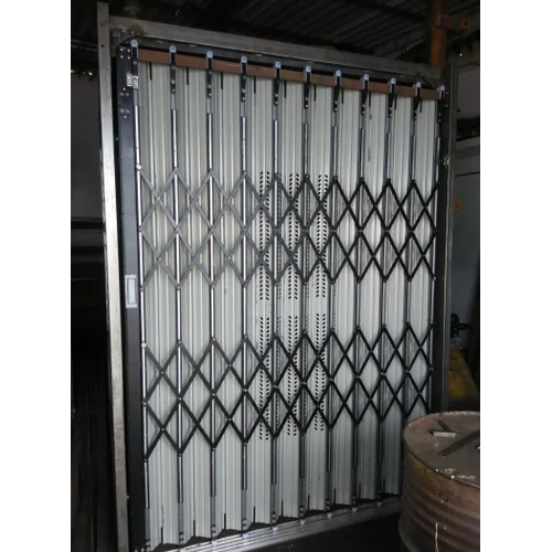 Metal Hydraulics Elevator - Stainless Steel, 1-2 Tonne Load Capacity | Hydraulic Drive, Safety Sensor, Calling Box Control Device