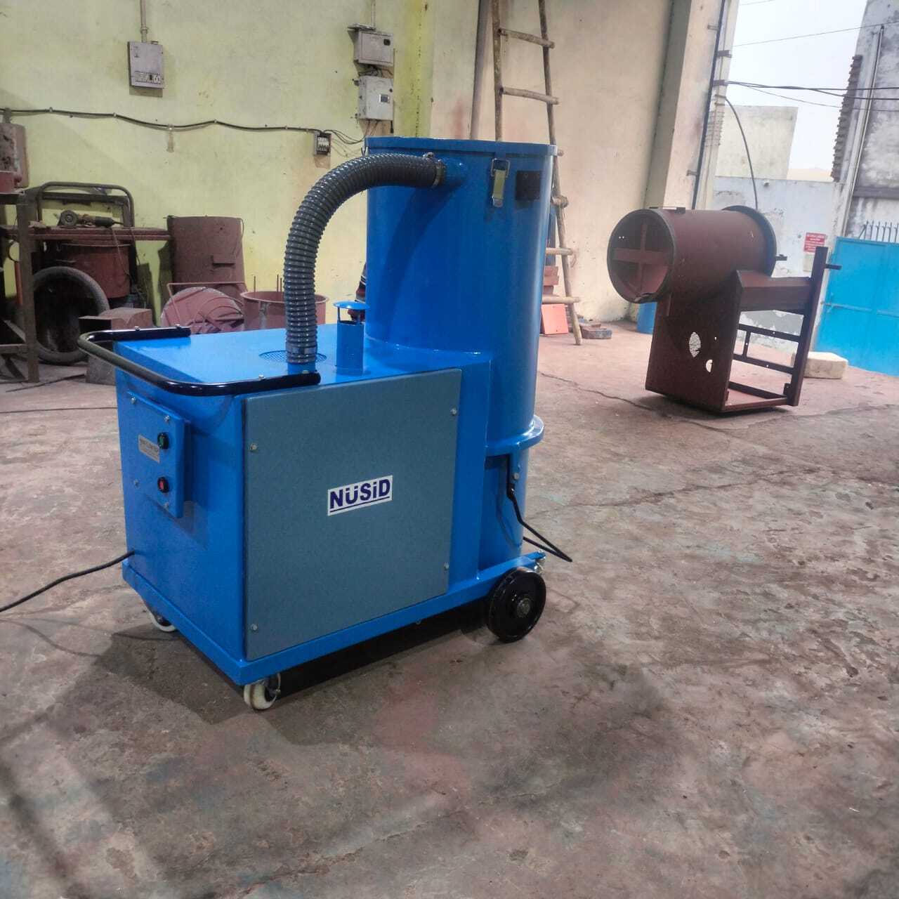 Industrial Cleaning Machine - Color: Blue And Silver