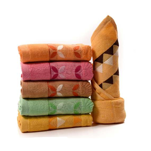 Solid Color Jasmin Bath Towel - Age Group: Adults