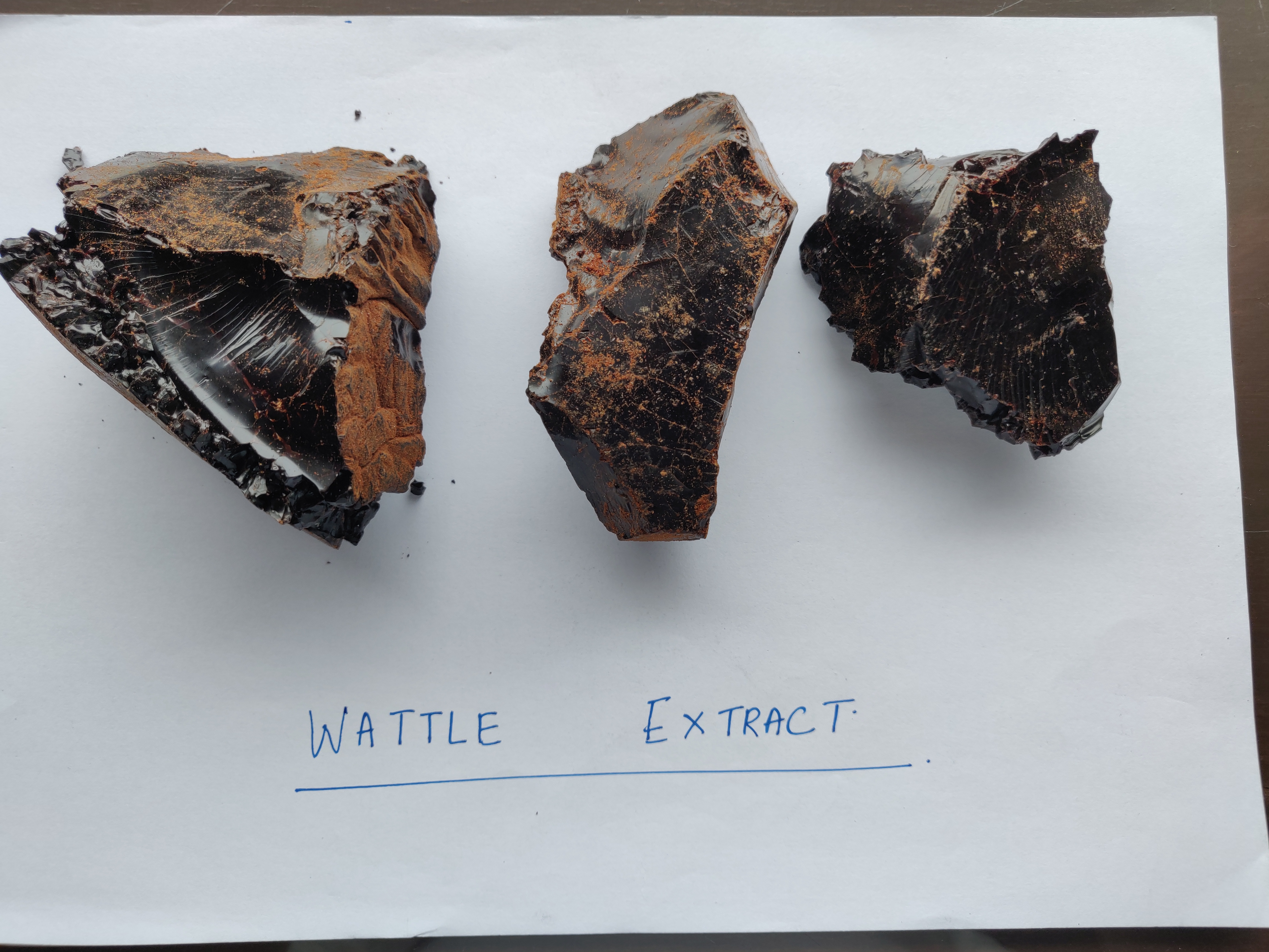Wattle Extract Solid - Color: Brown