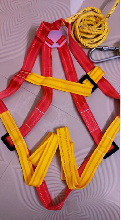 Coconut And Palm Tree Climber Machine With 150 Kg Weighing Capacity With Full Body Safety Belt