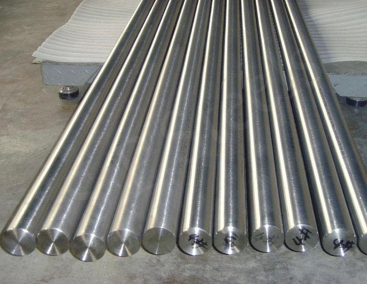 4140 Steel Round Bars - Stainless Steel, Polished Finish, Silver Color | Ideal for Construction Applications, Durable Steel Bars