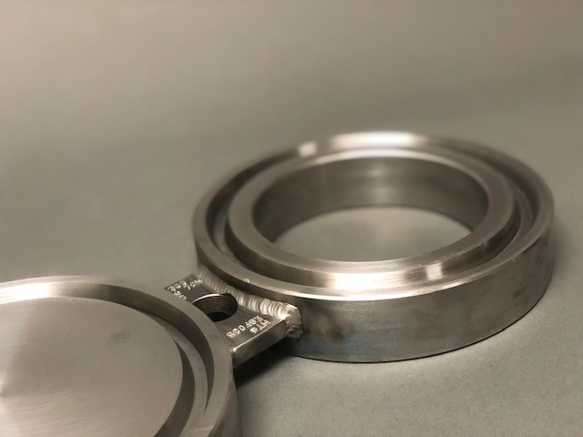 Spectacle Blind Flange - Stainless Steel, Various Sizes Available | Galvanized Surface, Hot Rolled, Meets Ansi Standard