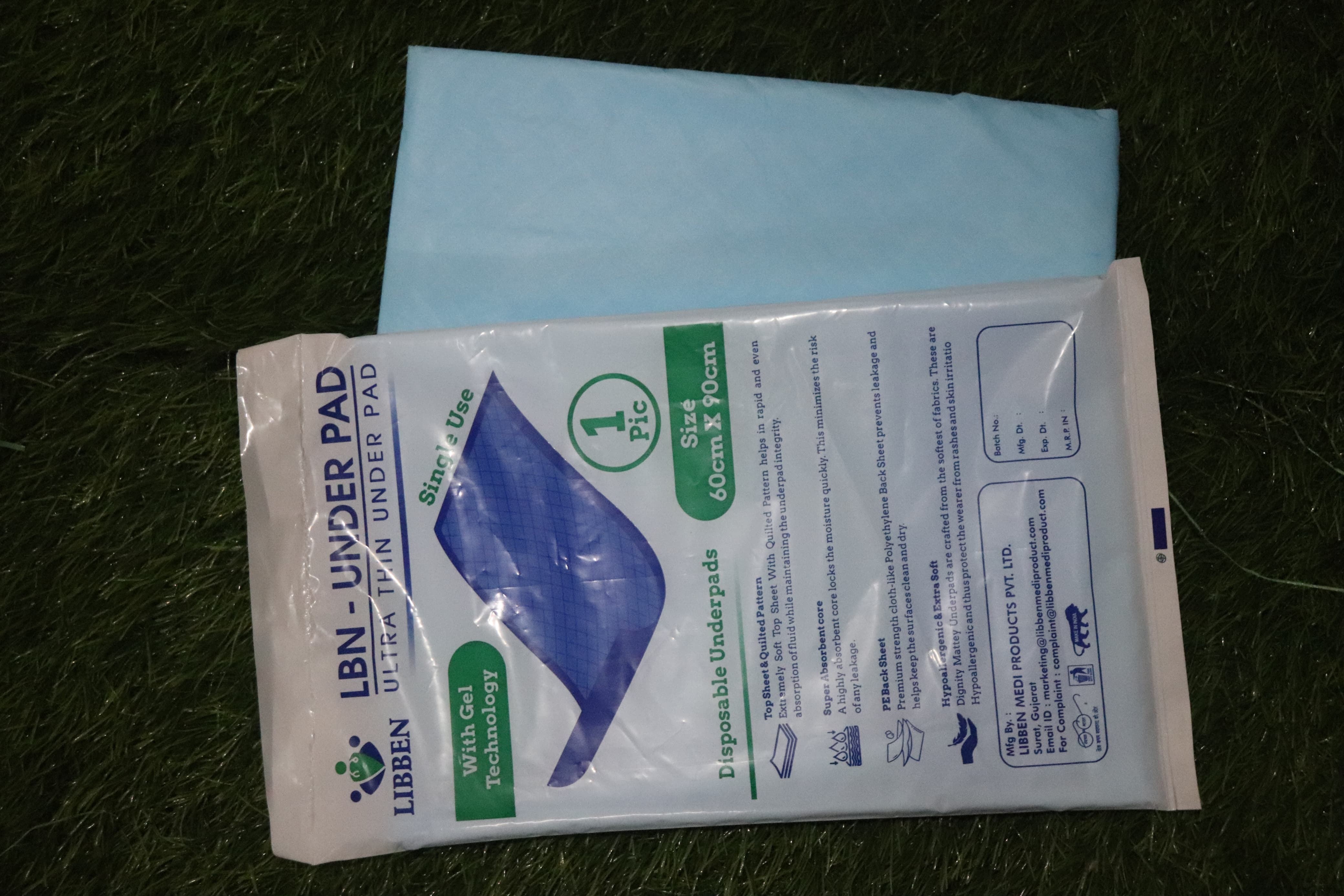 Disposable Lbn Underpad Sheet - Non-woven Material, Single-use Design, Blue Color | Comfortable Barrier For Bedding In Healthcare Settings