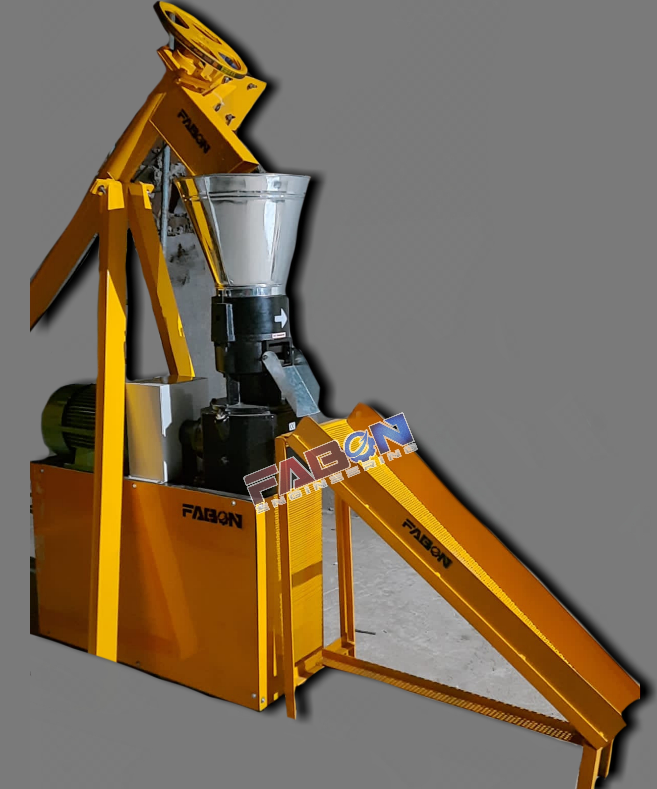 Pellet Feed Making Machine - Color: Yellow