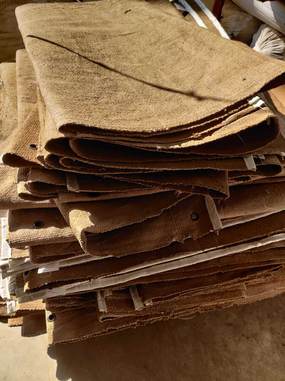 Ceramic Vermiculite Welding Blanket - Color: Brown
