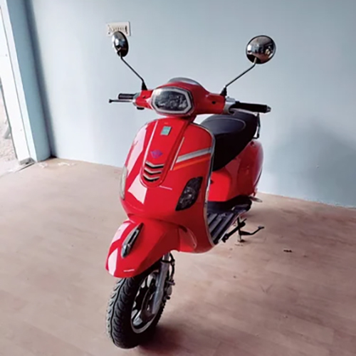 Fidus Flutter Lite Red Electric Scooter - Battery Life: 4-5 Hours Hours