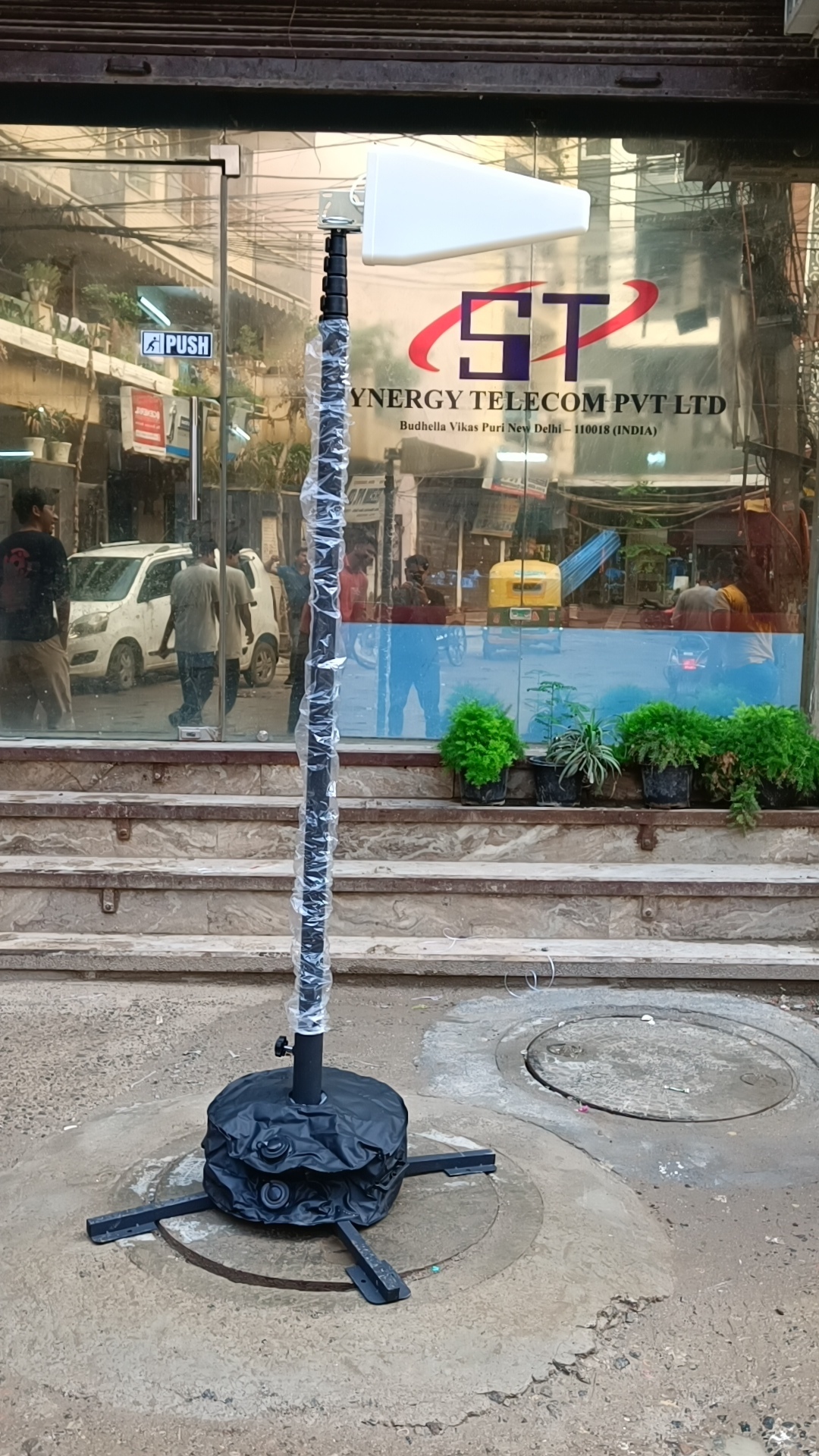 10mtr Aluminium Telescopic Manual Lock Mast