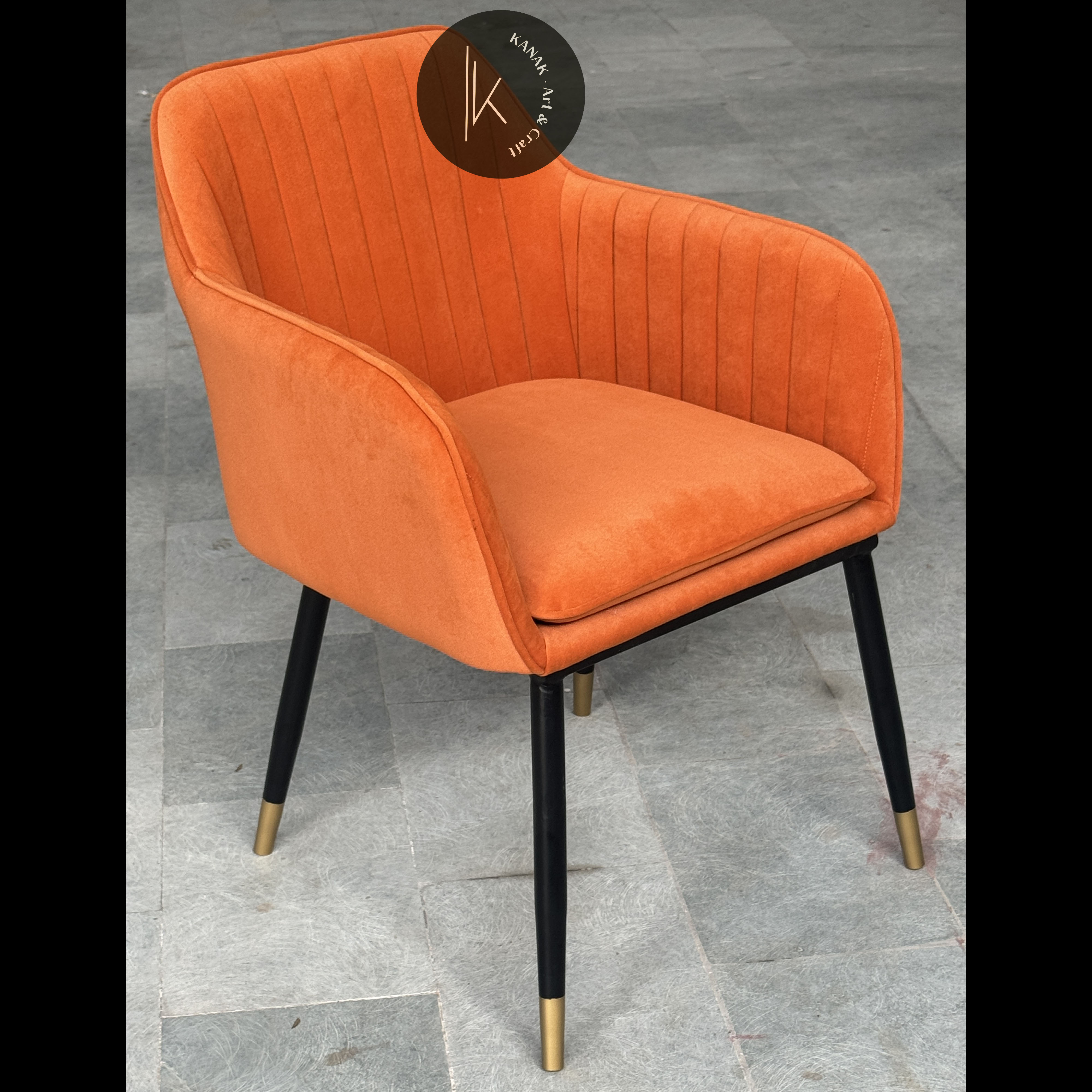 Iron Cushion Chiar